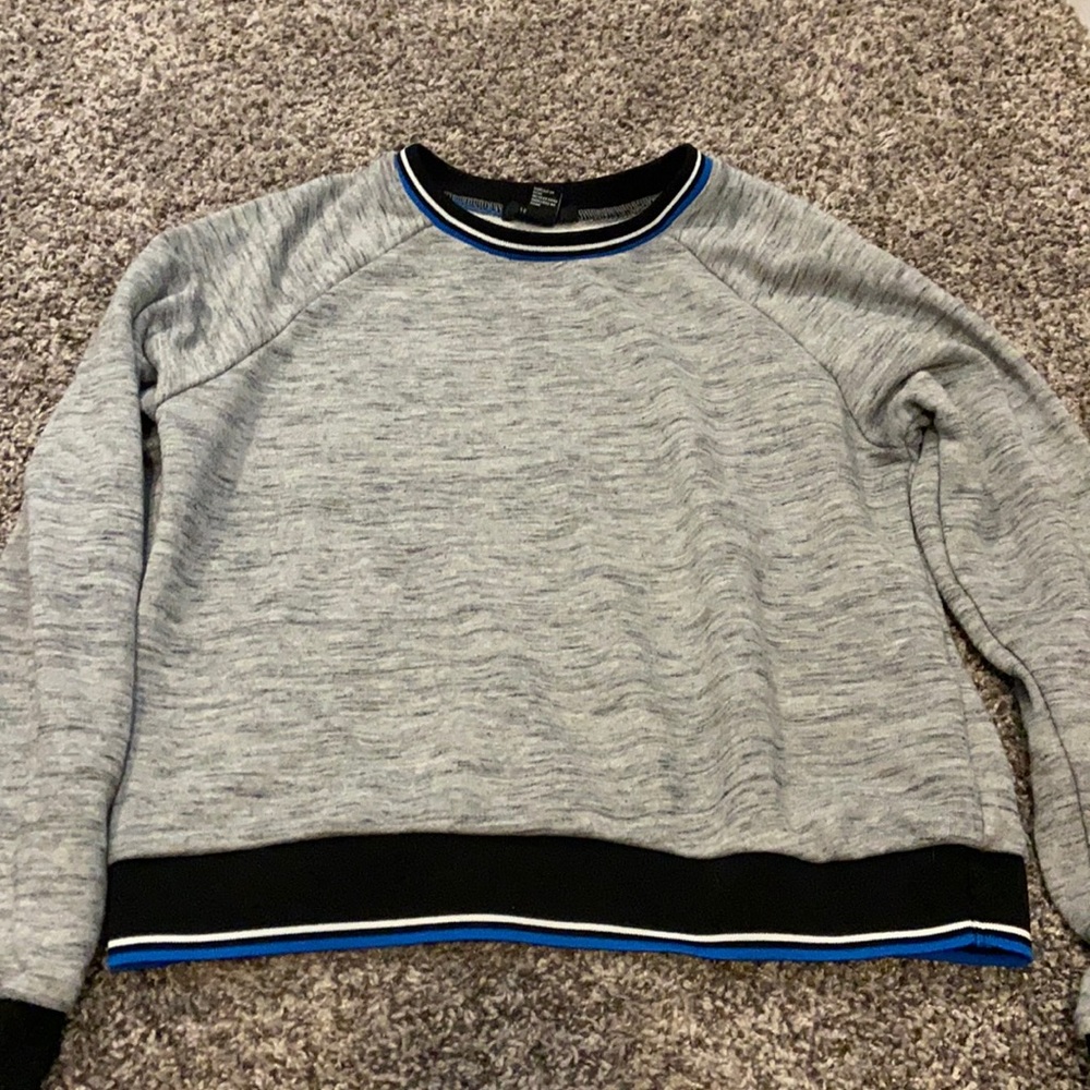 Crewneck
